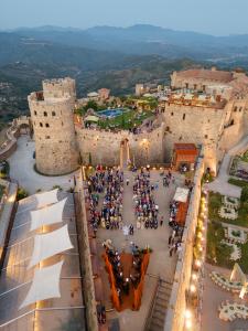 Panoramic view of Rocca Cilento Castle, set up for an exclusive wedding.